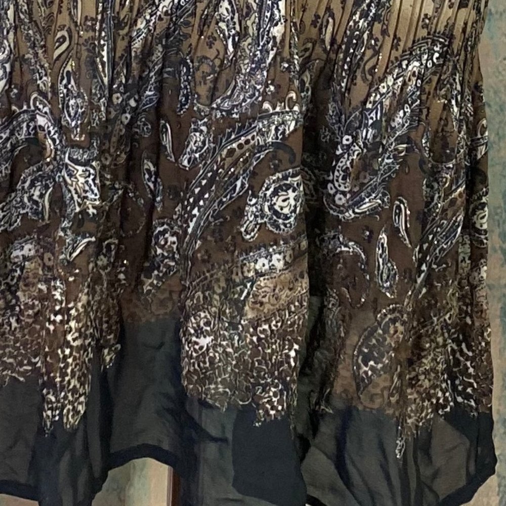 📌 Avenue Sparkling smocked Tunic - Top - Picture 3 of 14